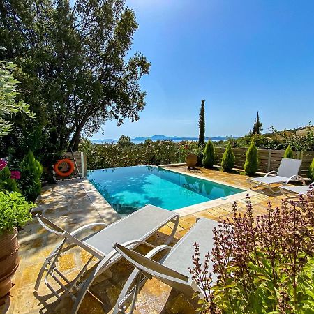 La Riviera Barbati Seaside Apartments & Villas 外观 照片