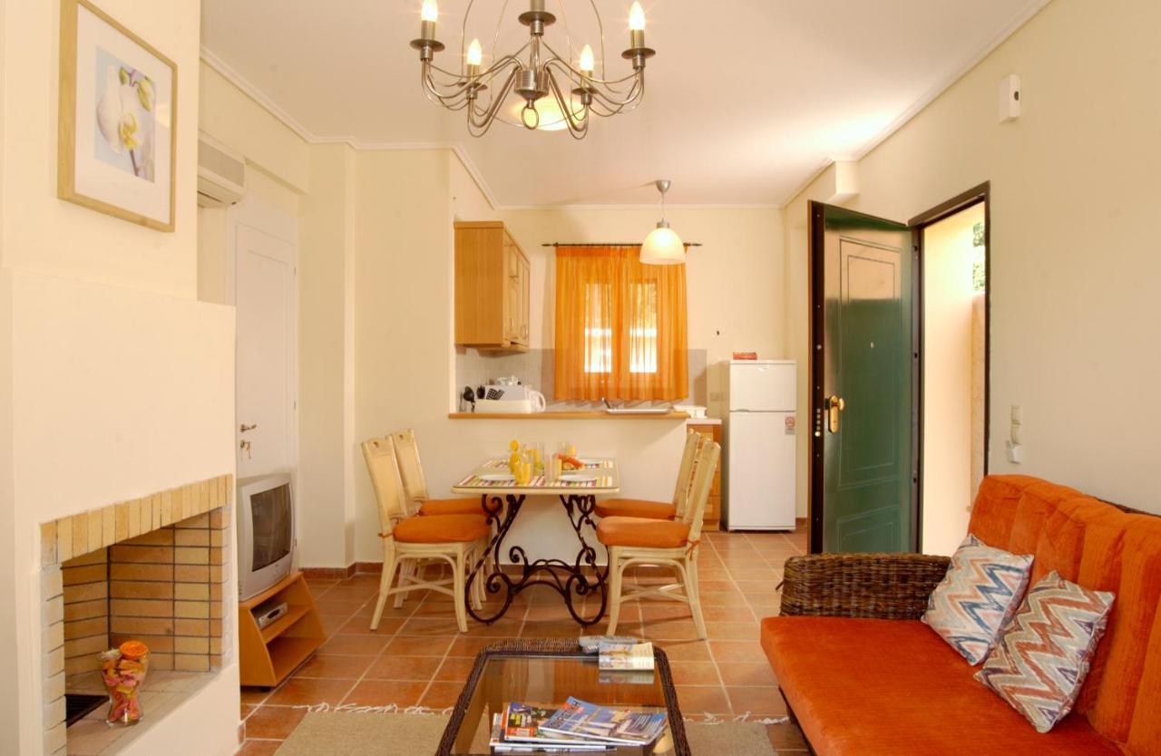 La Riviera Barbati Seaside Apartments & Villas 外观 照片