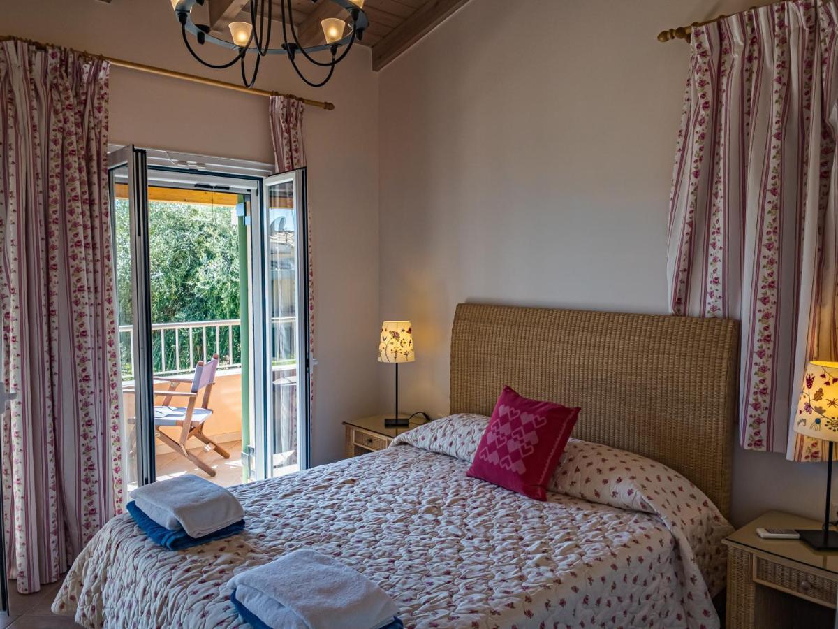 La Riviera Barbati Seaside Apartments & Villas 外观 照片