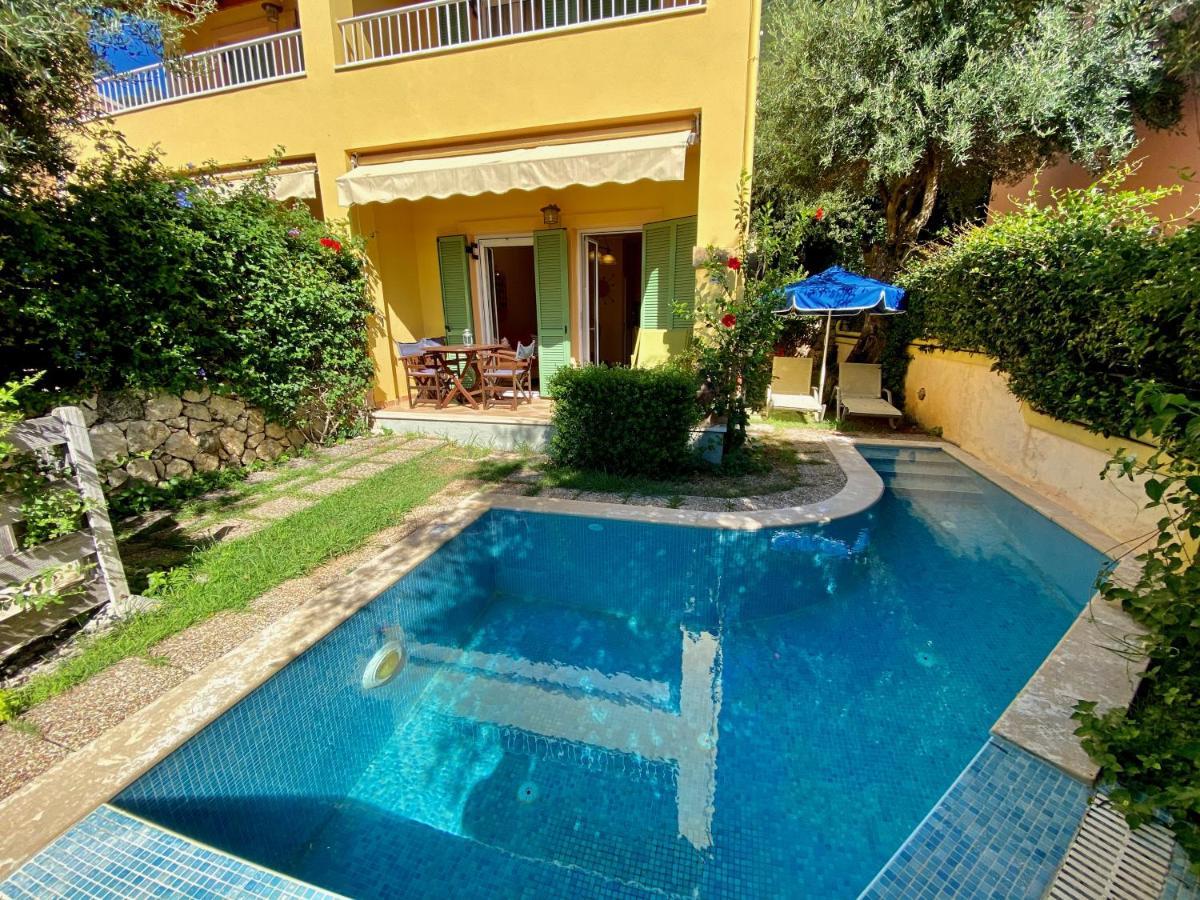 La Riviera Barbati Seaside Apartments & Villas 外观 照片